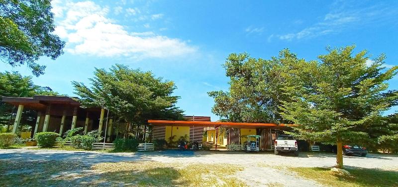 Отель Kuapa Resort