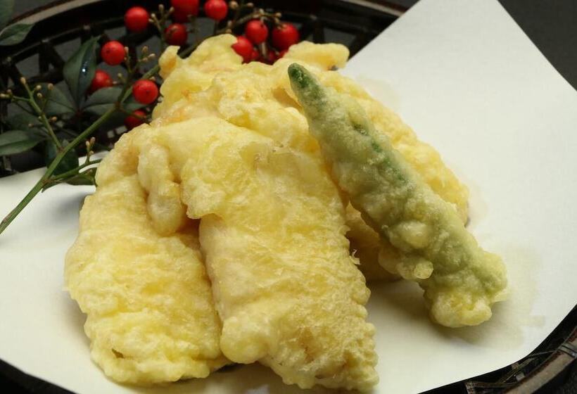 Рёкан Minshuku Shiroyama