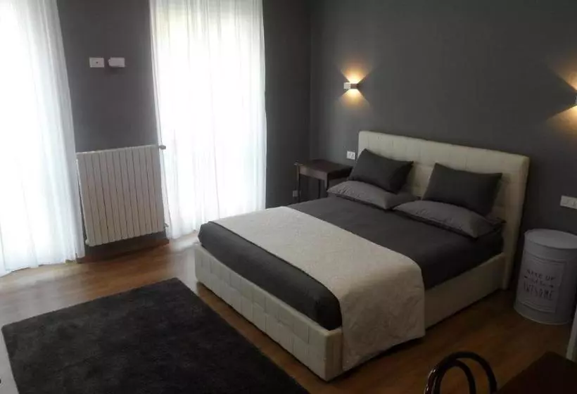 تختخواب و صبحانه La Camera Con Vista