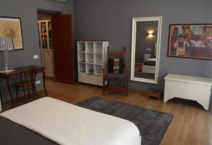 تختخواب و صبحانه La Camera Con Vista