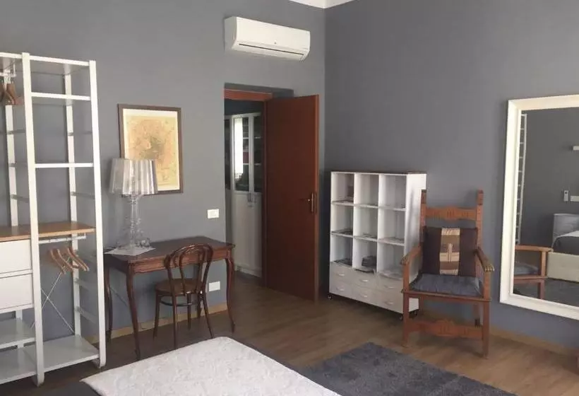 تختخواب و صبحانه La Camera Con Vista