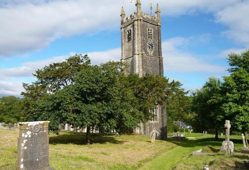 Bed and Breakfast The Tall House