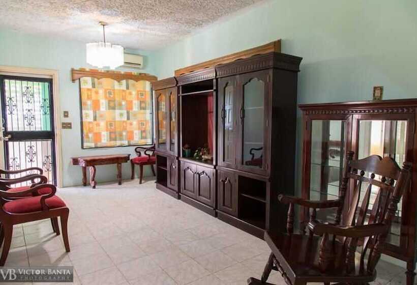 Hotel Belize Toucan Nest