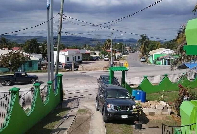 Hotel Belize Toucan Nest