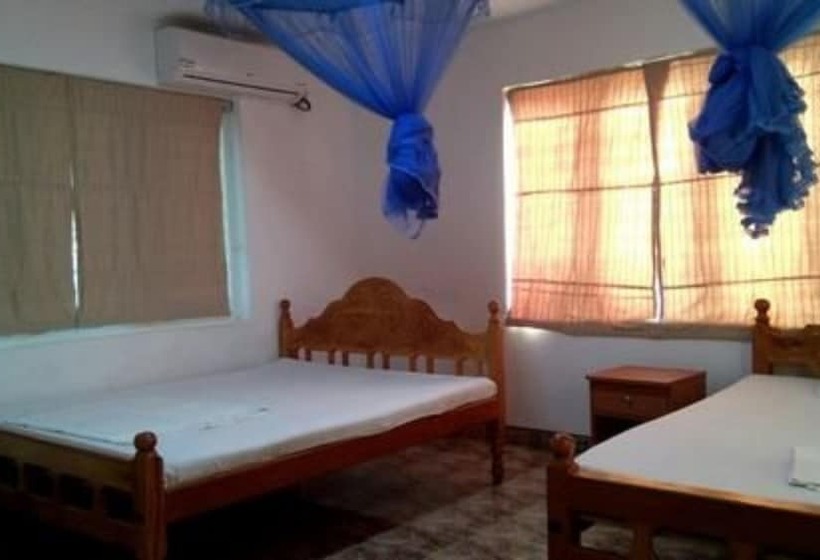 호텔 Cinnamon Holiday Village