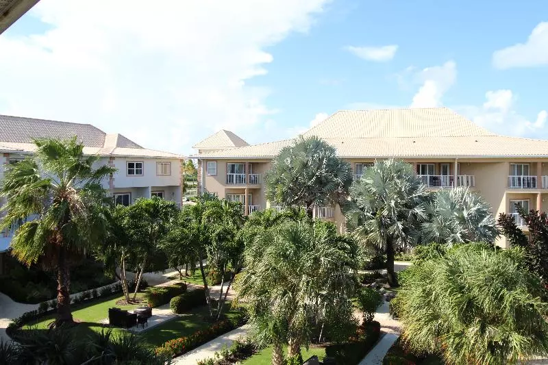 هتل The Grand Caymanian Resort