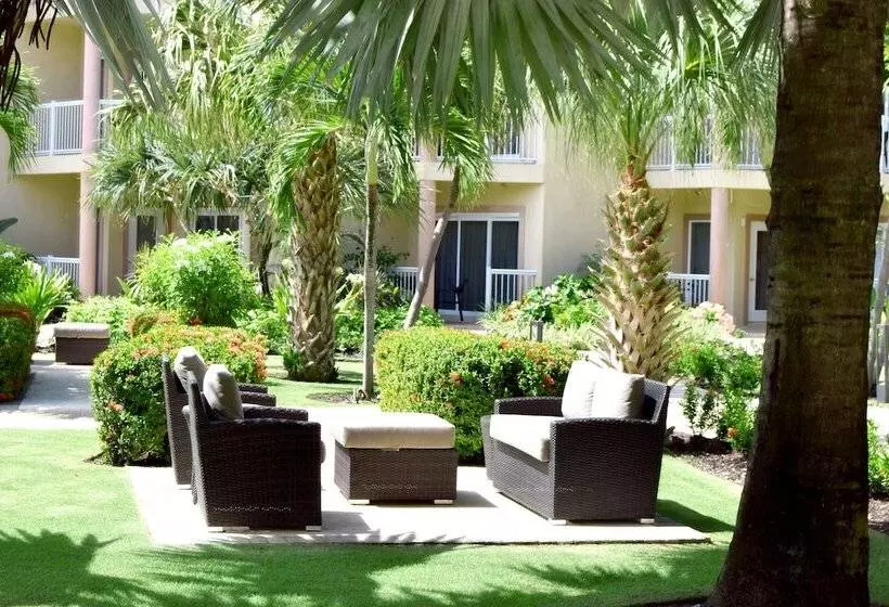 هتل The Grand Caymanian Resort