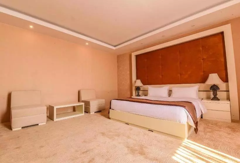 هتل Grandeeza Luxury
