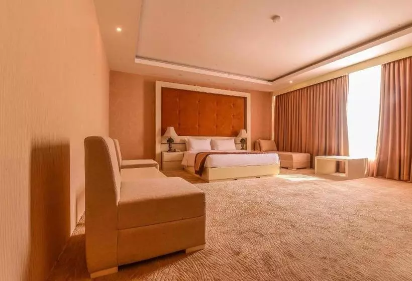 هتل Grandeeza Luxury
