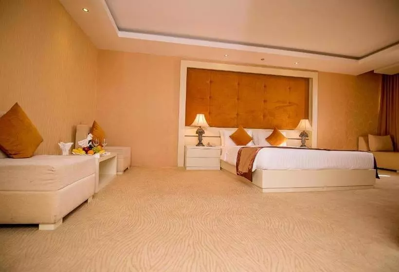 هتل Grandeeza Luxury