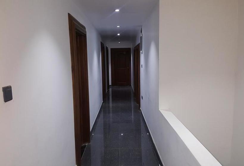 בית מלון כפרי Jetwin Tower