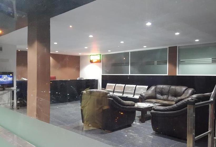 בית מלון כפרי Jetwin Tower