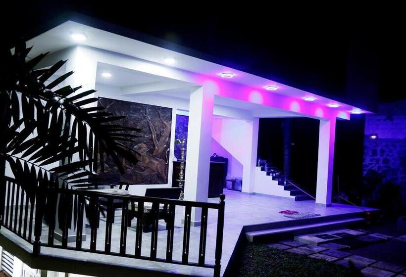 فندق Jungle Villa