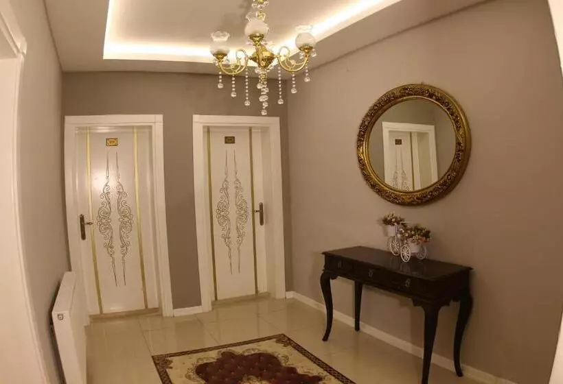 هتل Sehri̇ Zade Yalisi