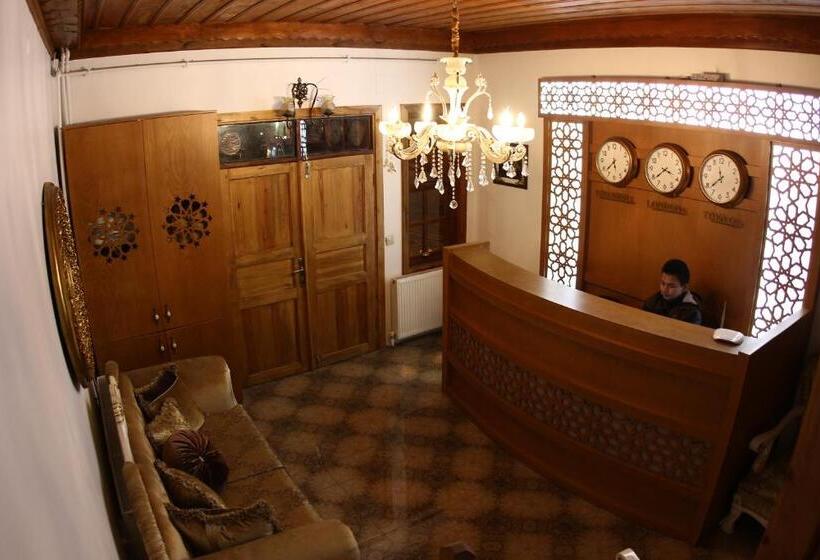 هتل Sehri̇ Zade Yalisi