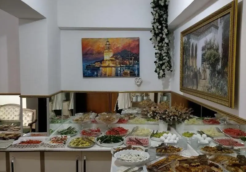 هتل Sehri̇ Zade Yalisi