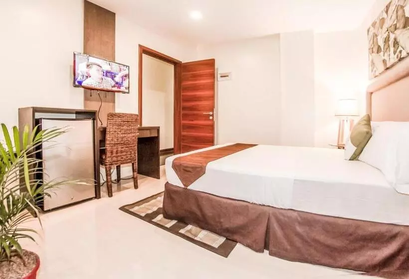 هتل Verovino Suites