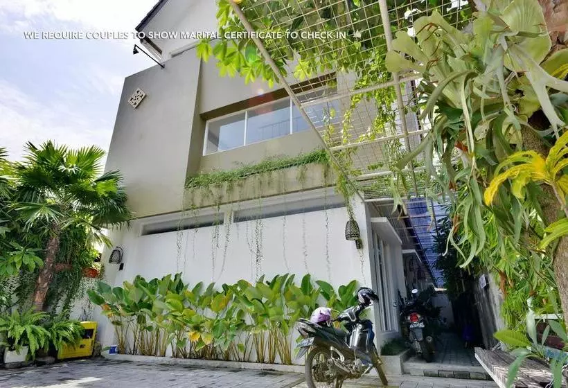 ホテル Zen Rooms Pogung Syariah
