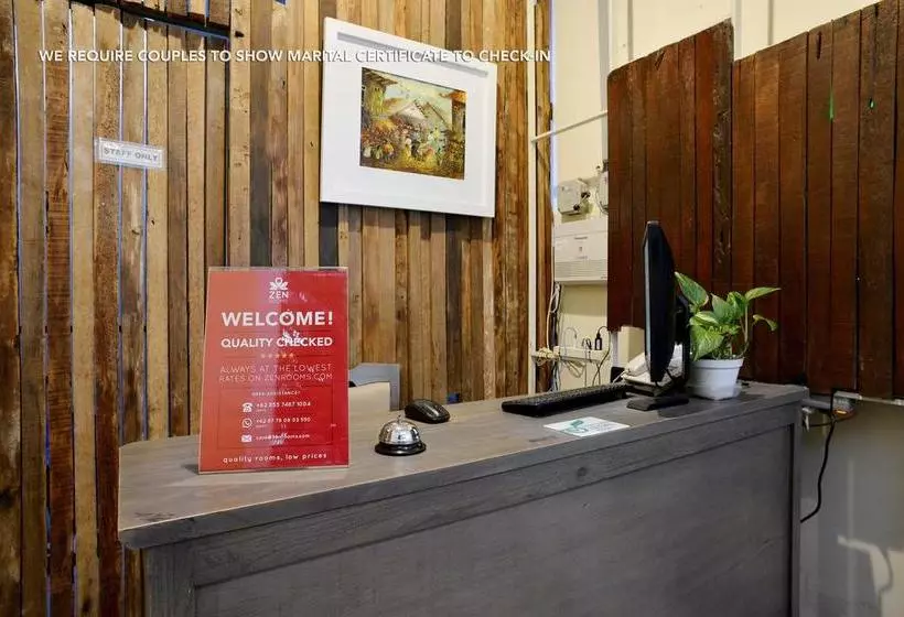 ホテル Zen Rooms Pogung Syariah