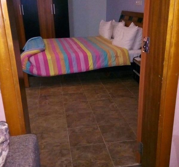 Hotel Wetland S, Ibadan