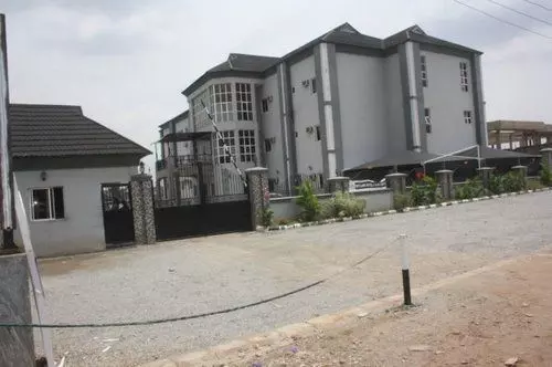 هتل Wetland S, Ibadan