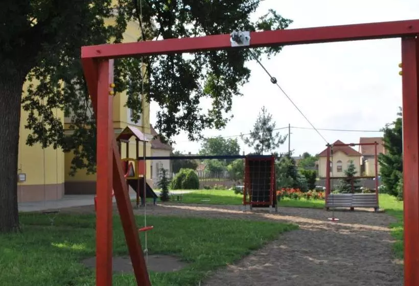 Aamiaismajoitus (B&B) Mamre Szálló