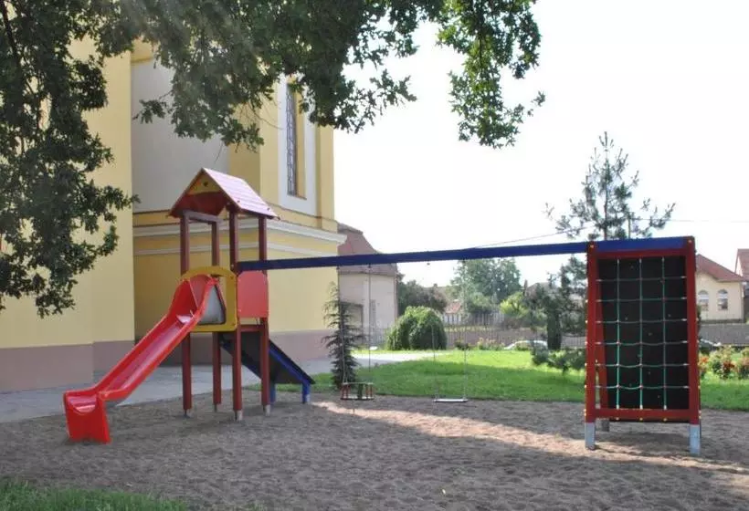 Aamiaismajoitus (B&B) Mamre Szálló