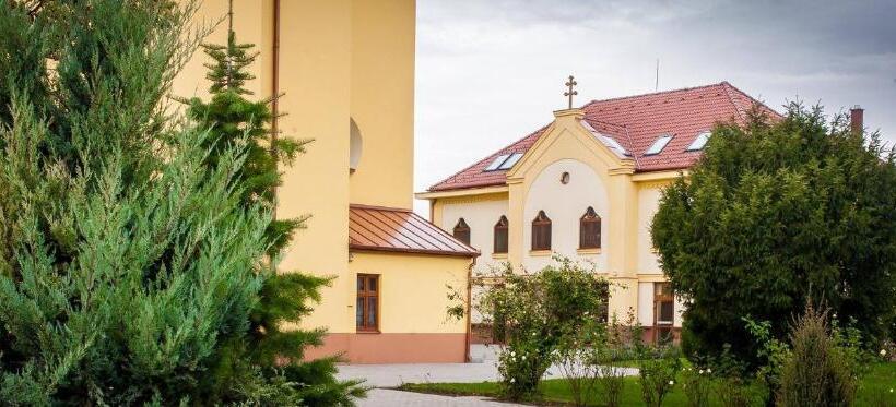 مبيت وإفطار Mamre Szálló