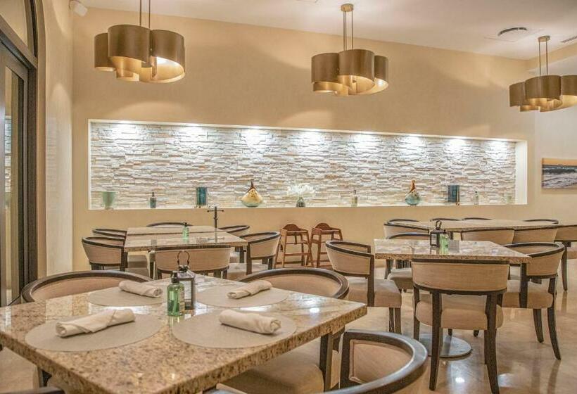 Grand Solmar Pacific Dunes Resort Golf & Spa