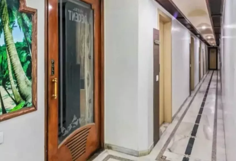 Hotel Decent