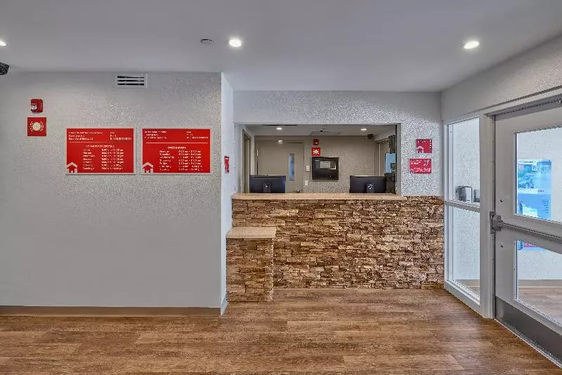 هتل Extended Suites Tijuana Macroplaza