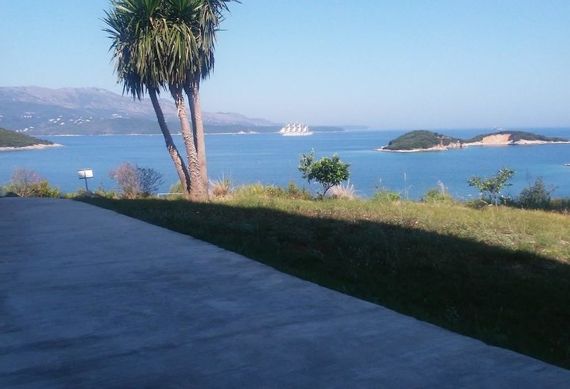 בית מלון כפרי Majestic