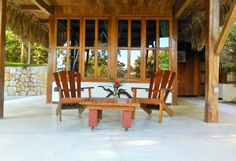 هتل Posada Del Cerro