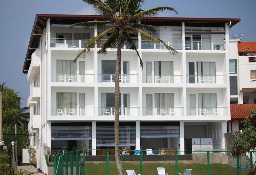 Курорт Twenty Two Weligambay