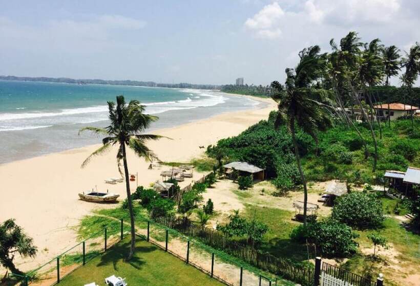 Курорт Twenty Two Weligambay