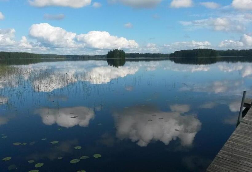 צימר Peltolan Luomutila