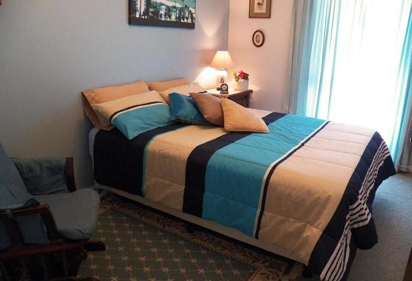 تختخواب و صبحانه The Spanish Guesthouse For Rooms Only