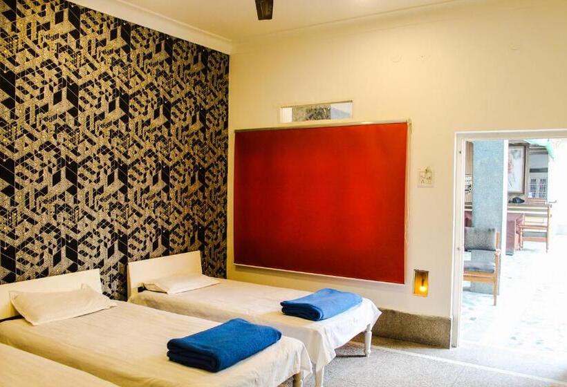 בית מלון כפרי Anand Palace