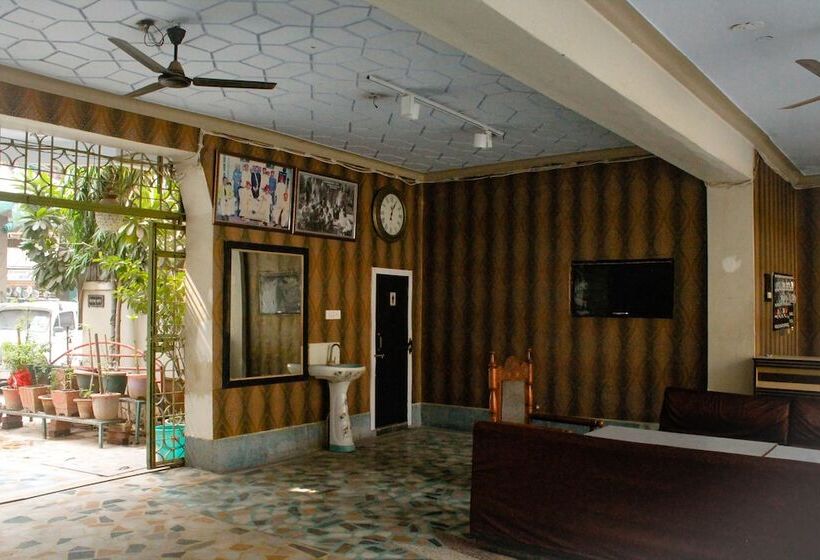 בית מלון כפרי Anand Palace