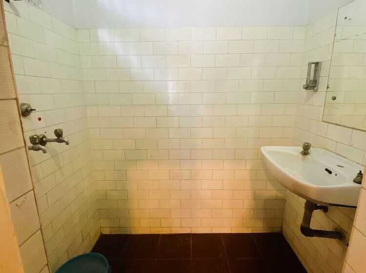 בית מלון כפרי Anand Palace