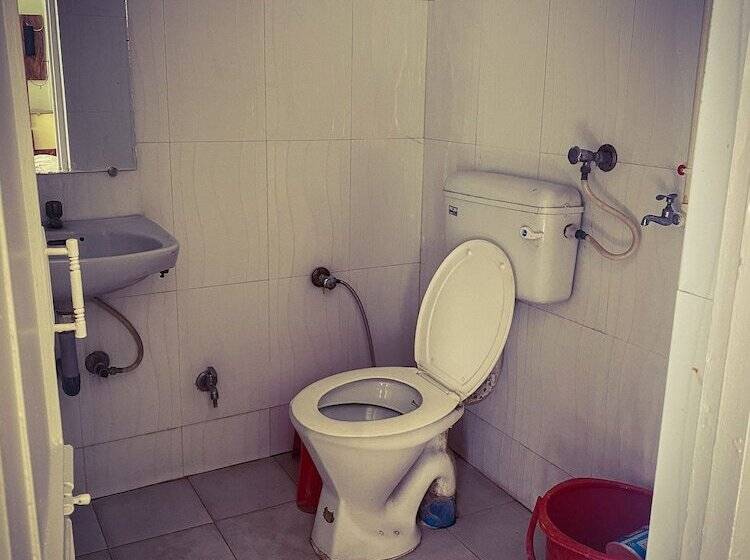 בית מלון כפרי Anand Palace