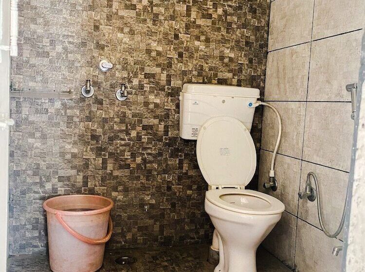 בית מלון כפרי Anand Palace