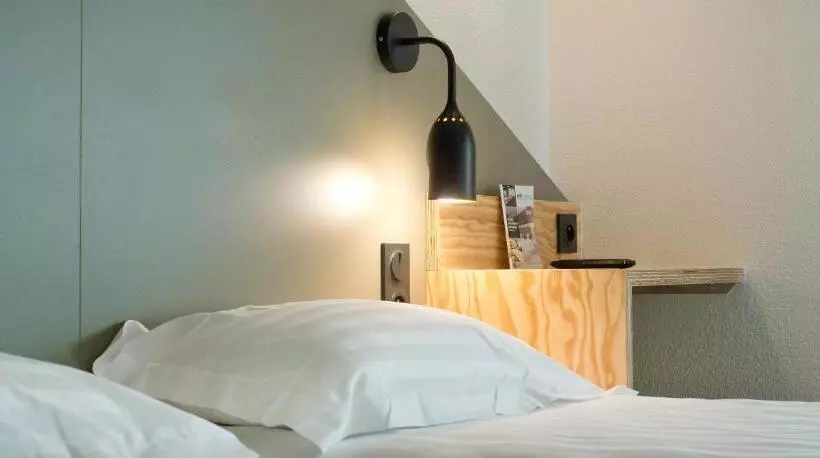 Brit Hotel Essentiel Arverne   Clermont Ferrand Sud