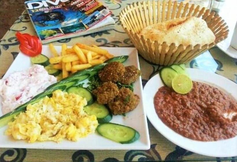 هتل Galaxy Royal Suites