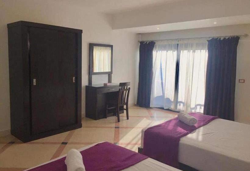 هتل Galaxy Royal Suites