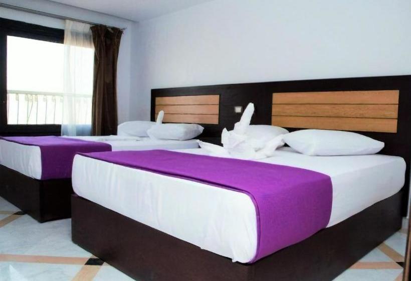 هتل Galaxy Royal Suites