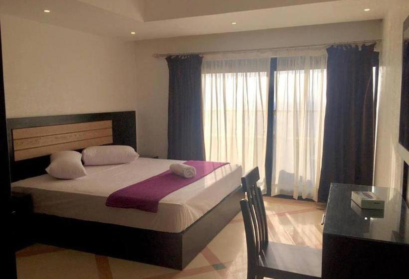 هتل Galaxy Royal Suites