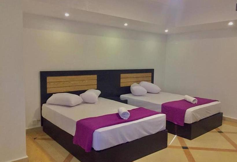 هتل Galaxy Royal Suites