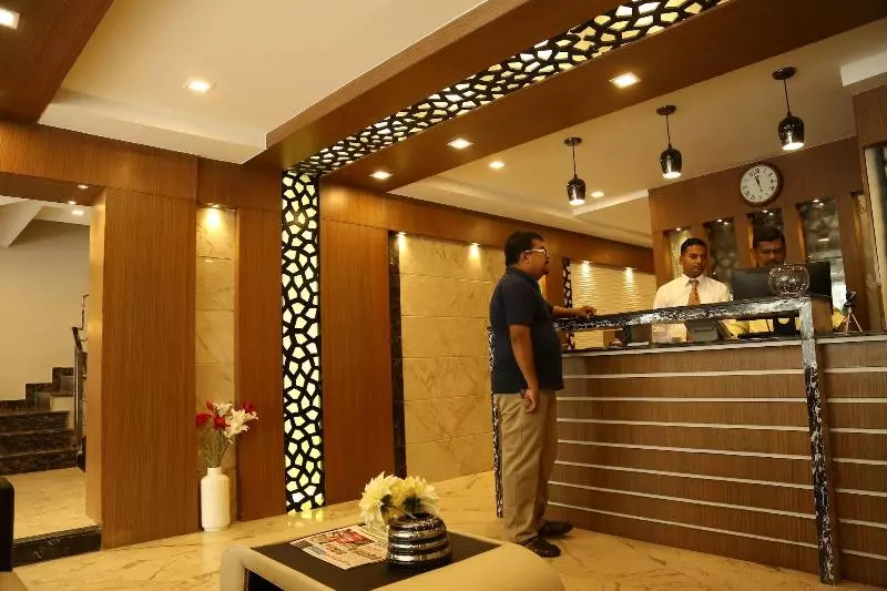 ホテル Santhi Bhavan