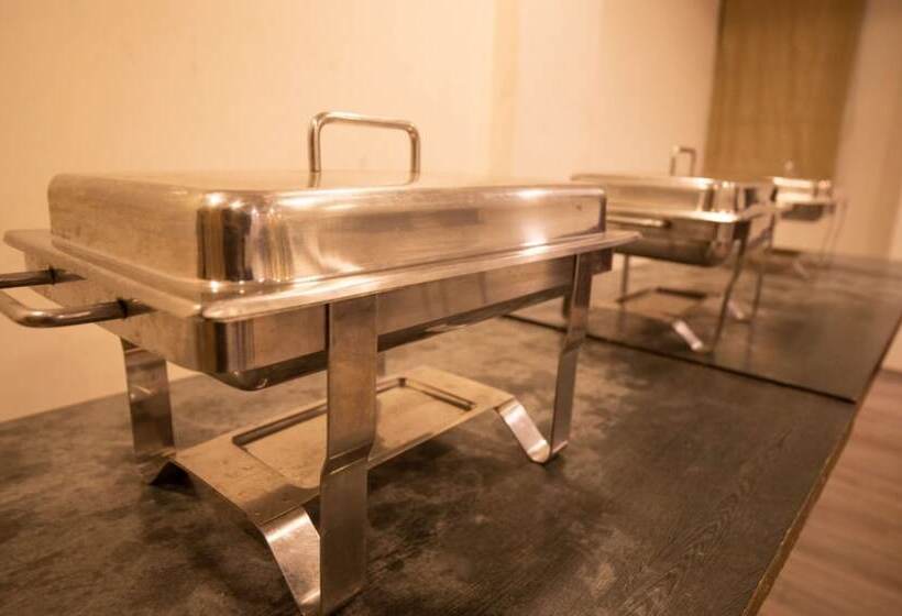 Hotel Shrimad Residency